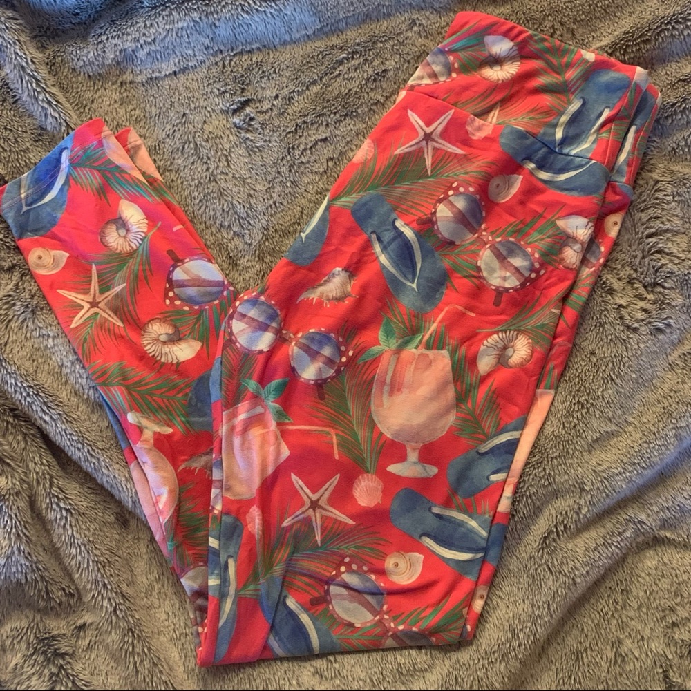 Pink seashell leggings